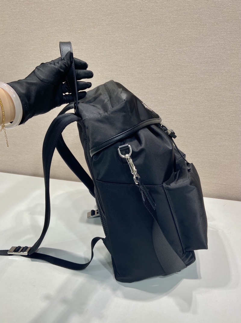 Pra*a backpacks
